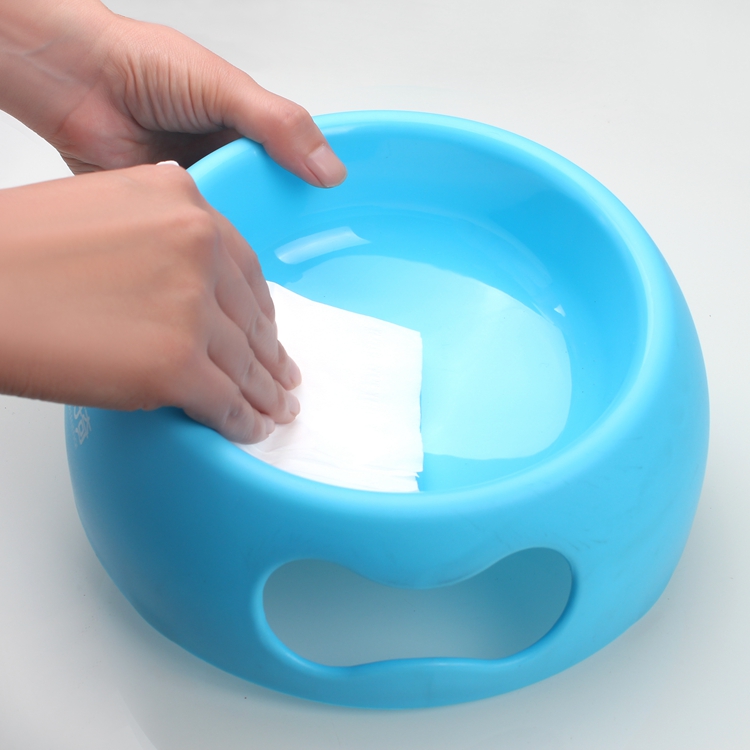 plastic dog bowls.JPG